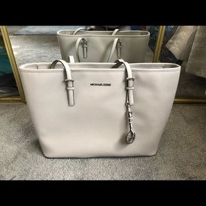Michael Kors Jet Set Tote